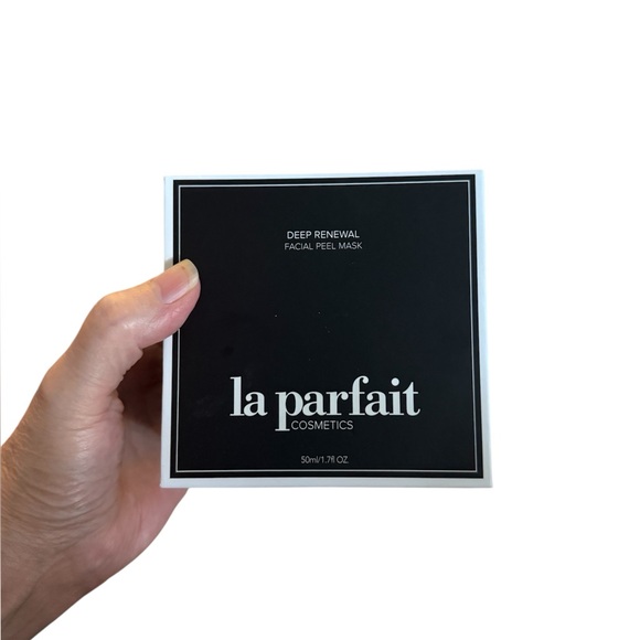 ‼️FINAL PRICE‼️ LA PARFAIT Deep Renewal Facial Peel Mask - Picture 5 of 5